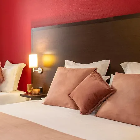 Hotel Menton Le Vendome מלון