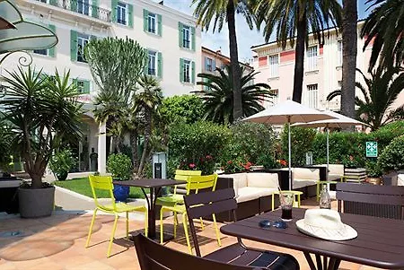 Otel Vendome - Reouverture 3*