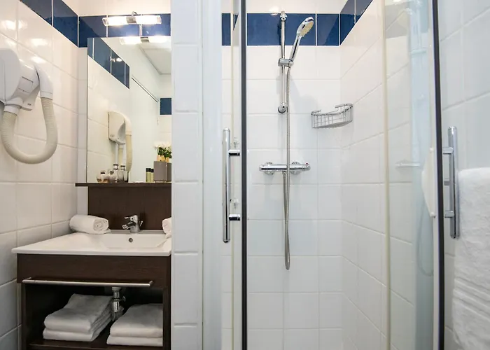 Hotel Menton Le Vendome مينتون