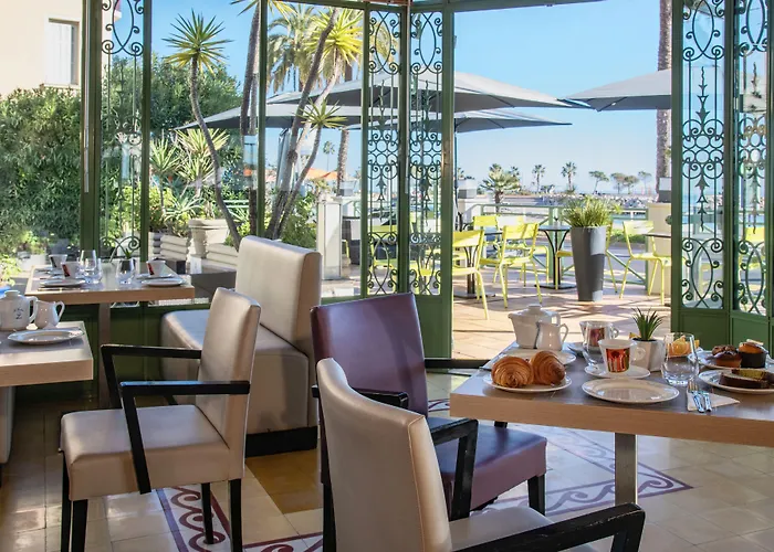 فندق Hotel Menton Le Vendome مينتون