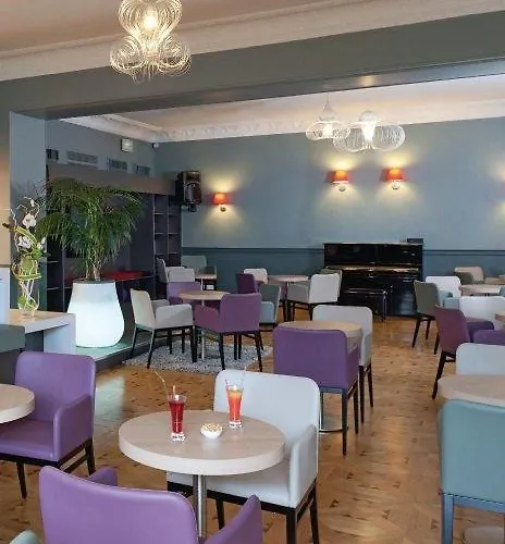 Hotel Menton Le Vendome 3* مينتون