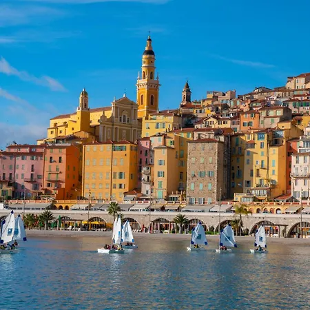 Hotel Hôtel Vendôme Menton 3*