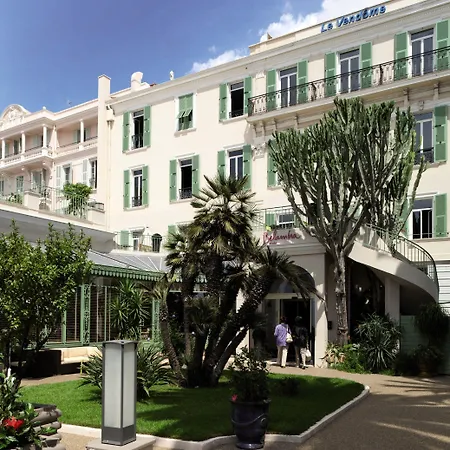 Hôtel Vendôme Menton Hotel 3*