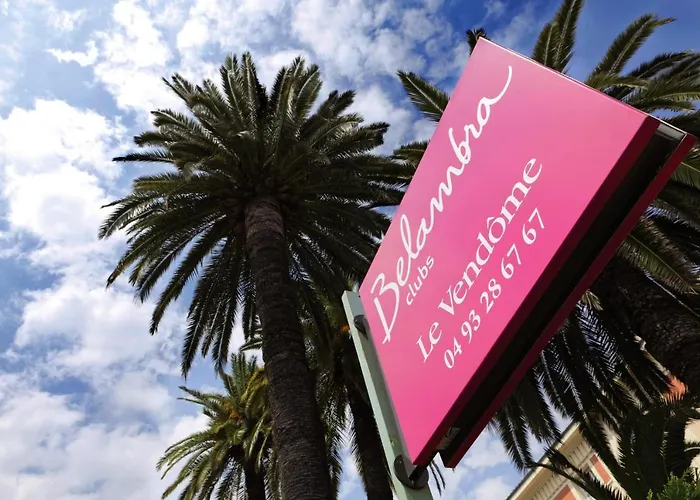 Hotel Menton Le Vendome ホテル 3*